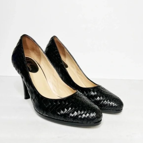 Black leather heels, size 7.5 - Picture 1 of 3